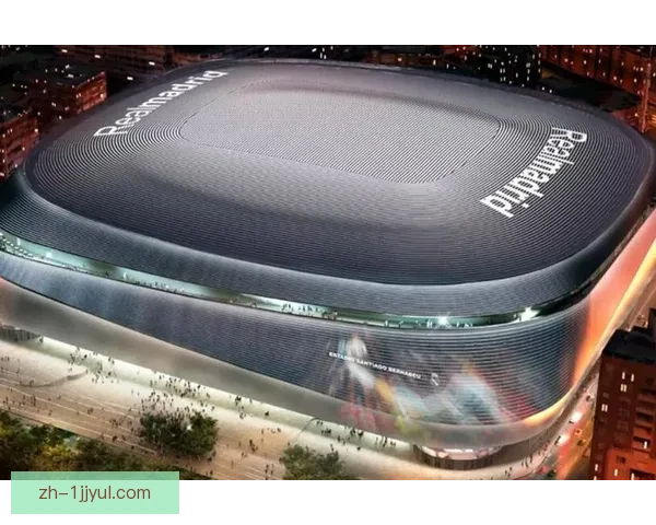 伯纳乌三层LED环屏焕新升级